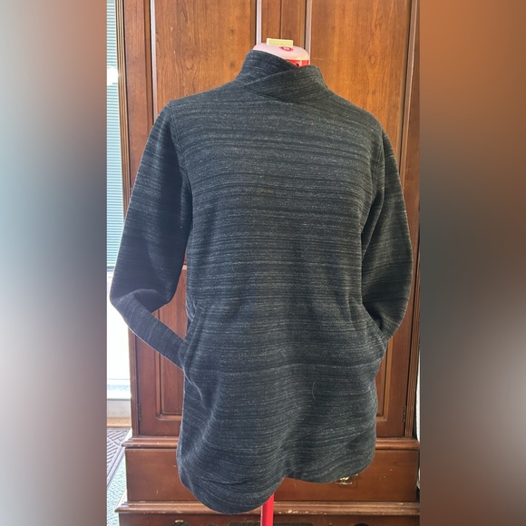 Duluth Trading Co Charcoal Heather Crewneck Sweater - Picture 2 of 9